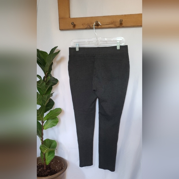 Guess Gray  Dress Pant - size L - Picture 4 of 7